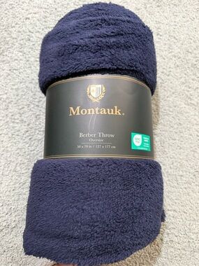Dark Blue Montauk Plush Oversized Throw, 100% Polyester 50” X 70”